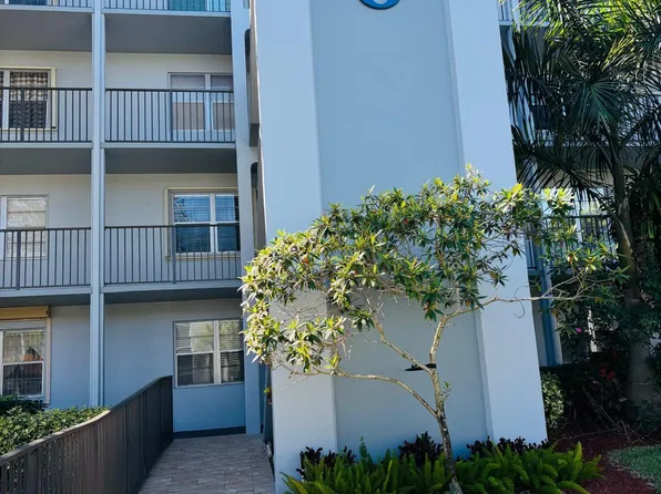800 SW 125th Way #112o, Pembroke Pines, FL 33027