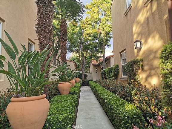 2nd image of 41 Modesto