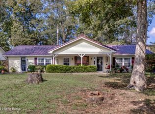 128 Marilyn Rd, Lebanon Junction, KY 40150