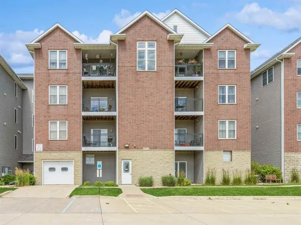 1092 Walnut Ave Unit 108, Riverside, IA 52327