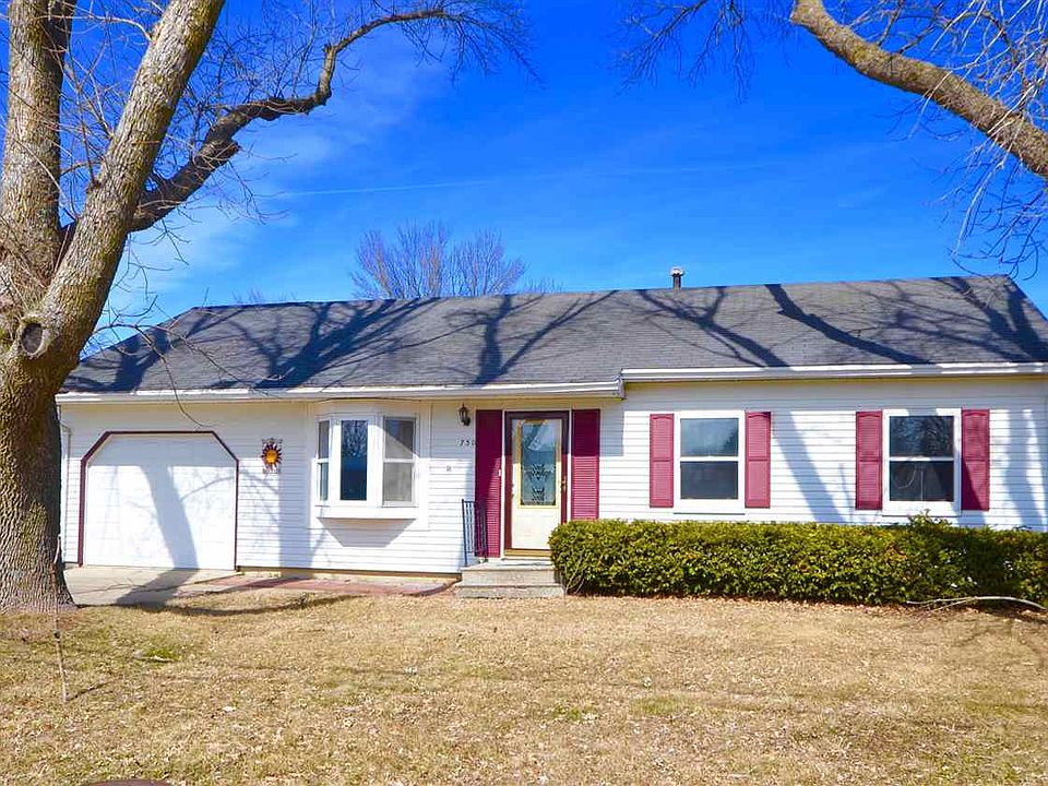 1st image of 730 Orchard Dr