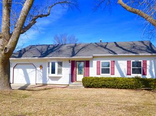 730 Orchard Dr, Cedar Falls, IA 50613