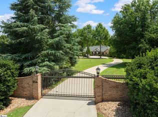216 Bruce Farm Rd, Simpsonville, SC 29681