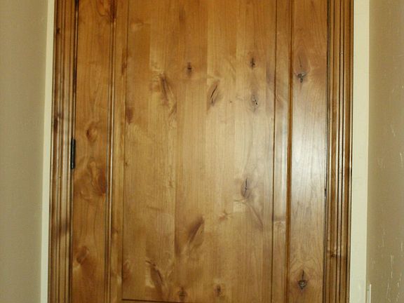 Solid Knotty Alder 8' Wood Doors