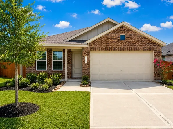 19230 Saint Green Dr, Hockley, TX 77447