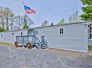 213 Blossom Ln, Blakeslee, PA 18610