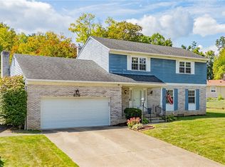 678 Moorfield Rd, Akron, OH 44333