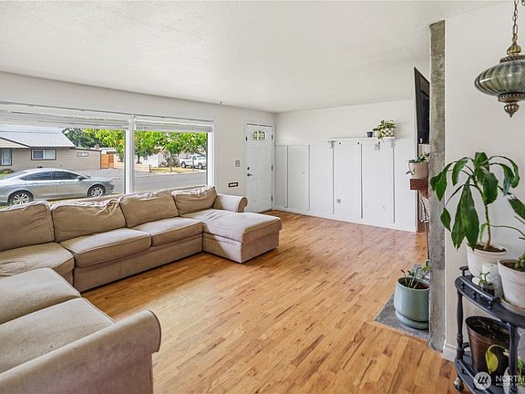 2nd image of 214 G Street NE