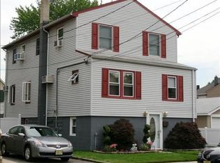 10 Louis St, Little Ferry, NJ 07643