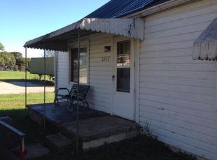 2537 Main St, Hurricane, WV 25526