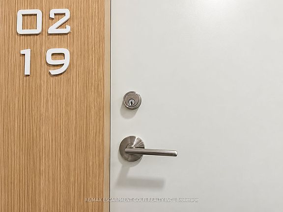 4th image of 1100 Sheppard Ave W #219