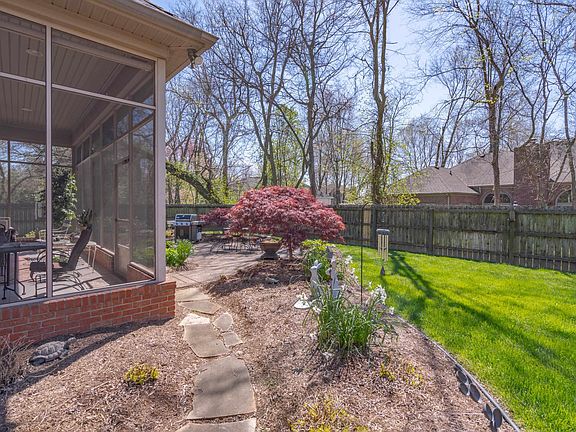 5th image of 10453 Barrington Pl