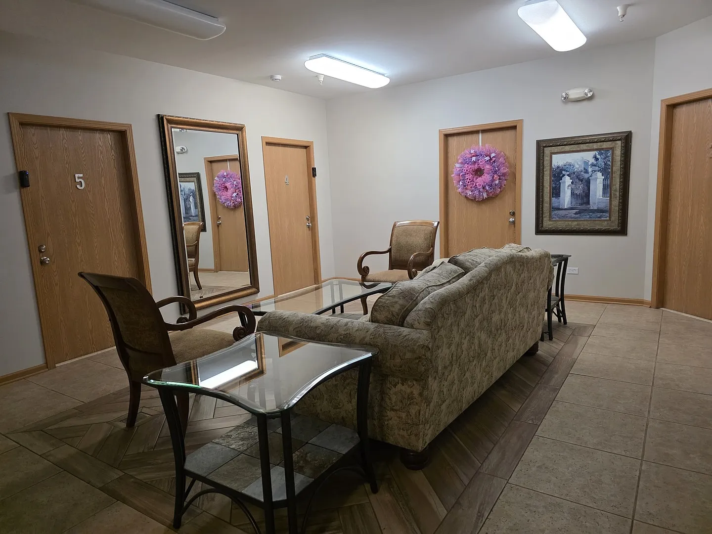 2 bed, 1175 sqft, $2,200 — Photo 4