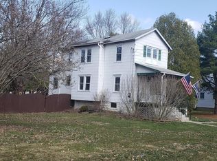 2260 W Walnut St, Colmar, PA 18915