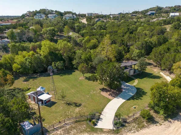 10501 Lake Park Dr, Dripping Springs, TX 78620