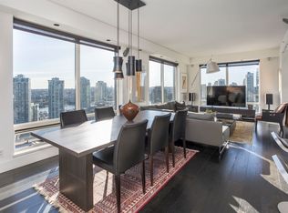 1055 Homer St #2202, Vancouver, BC V6B 1G3