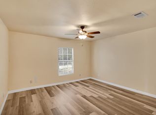 1204 E Jessamine St, Fort Worth, TX 76104