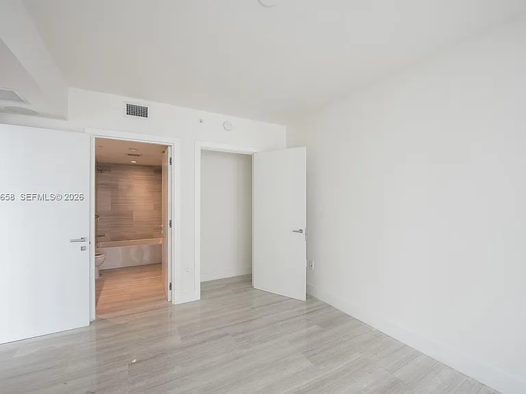 1451 Brickell Ave #2103 — Photo 10