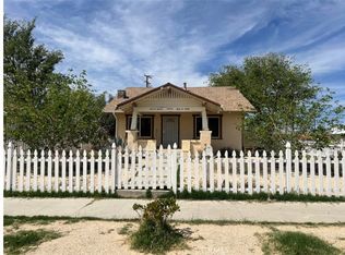 15957 K St, Mojave, CA 93501