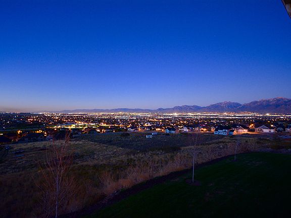 3rd image of 6118 W Herriman View Way