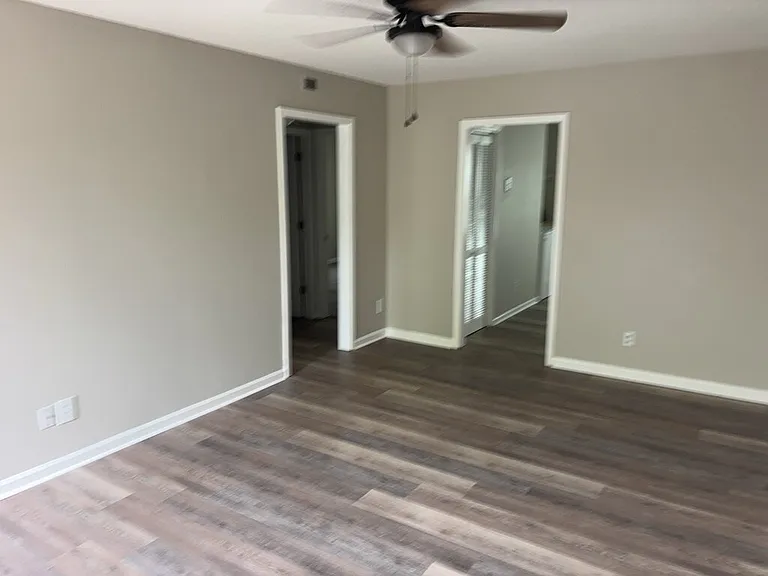 3284 Tower Dr #D — Photo 6