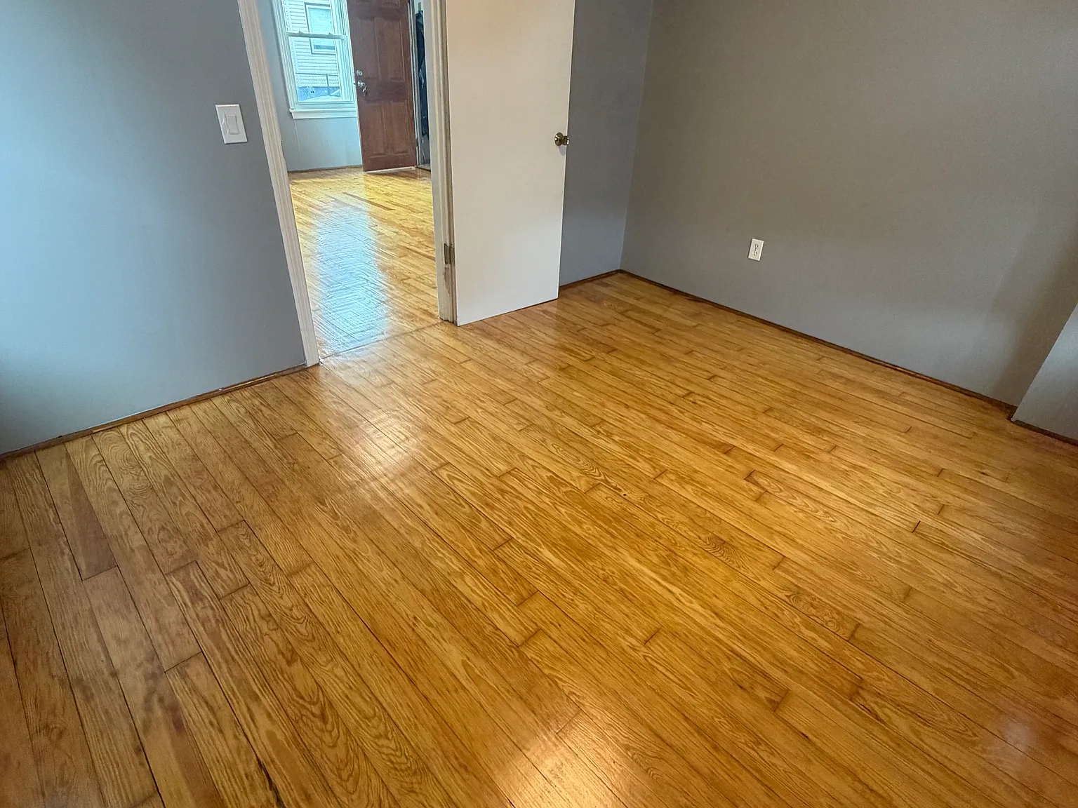 1 bed, 650 sqft, $1,300 — Photo 3