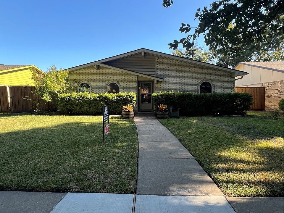 1st image of 2710 Branch Oaks Dr