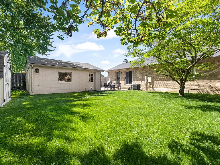 2815 Dandor Rd — Photo 30