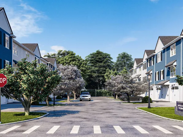 17 Sapphire Lane, Nashua, NH 03064