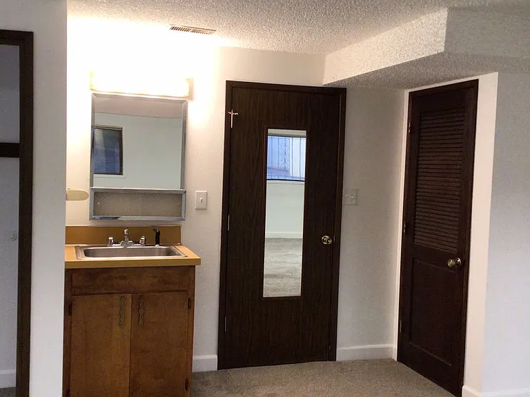 2722 E McLoughlin Blvd — Photo 14