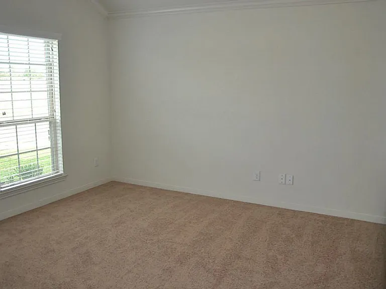 4215 Canton Crest Dr — Photo 6