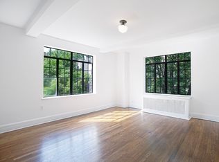 16 Christopher St #35, New York, NY 10014