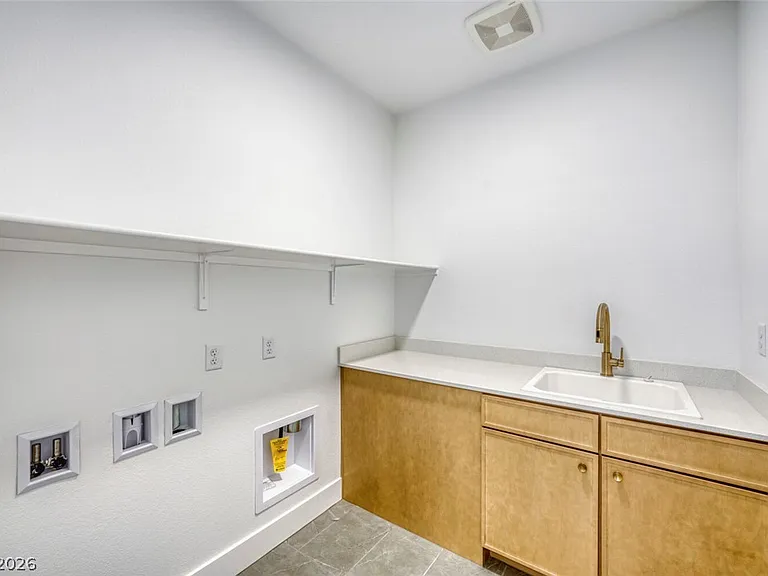 1041 Soaring Sage Ave — Photo 21