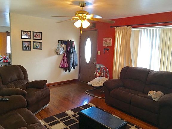 5th image of 912 Williams St