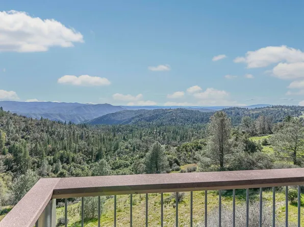 1218 Laurel Ln, Murphys, CA 95247