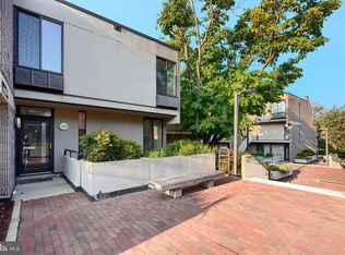 2238 Foxbane Sq, Baltimore, MD 21209