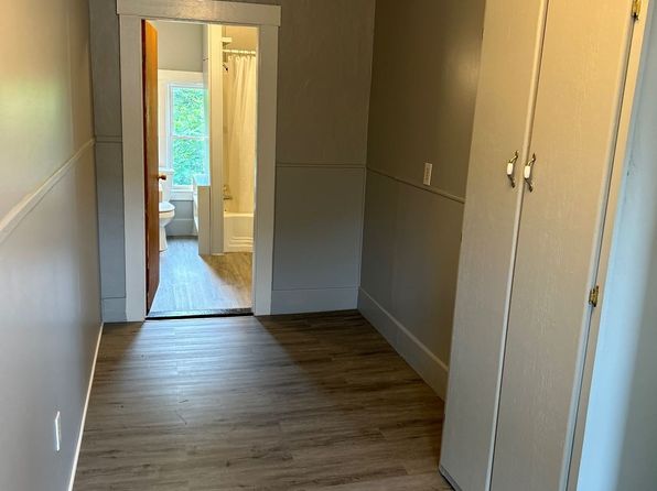 60 Spring St #3