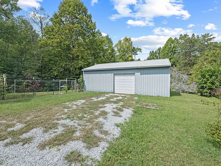 1345 Midway Rd — Photo 8