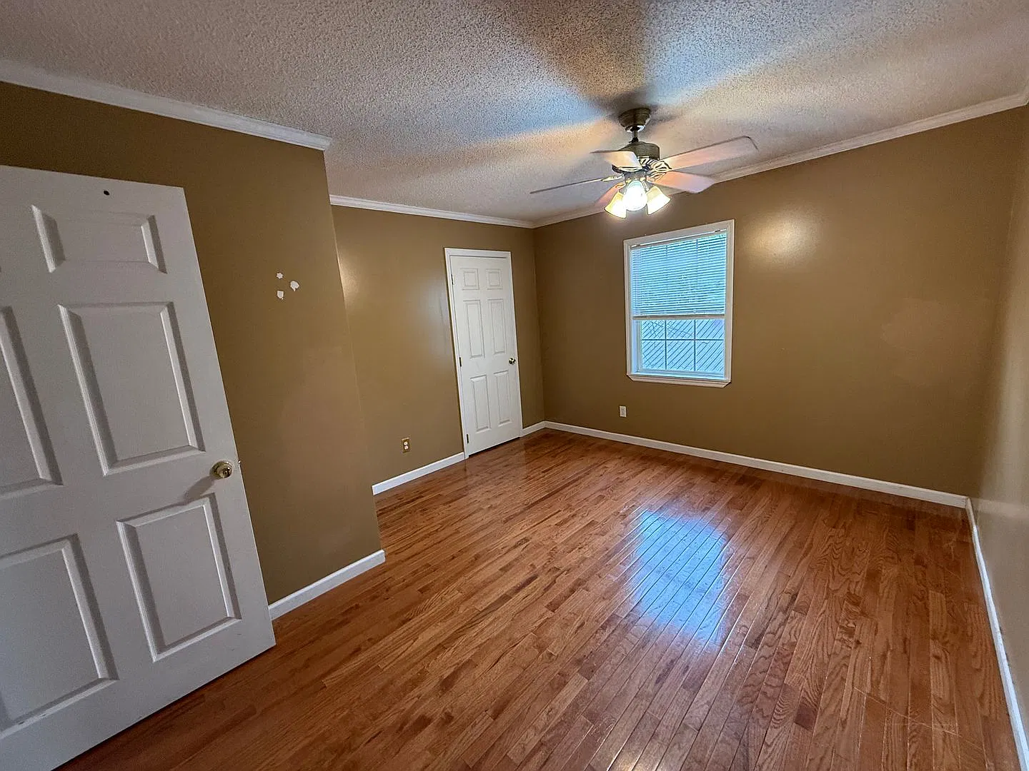 Guntersville, AL Home for Rent with Lake Views! — Photo 4