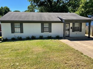 137 S Fenwick Rd, Memphis, TN 38111