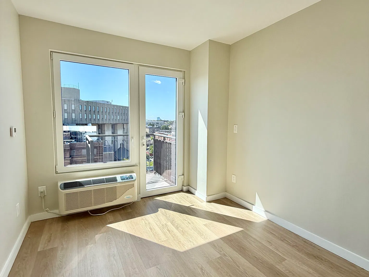1600 Fulton St — Photo 4