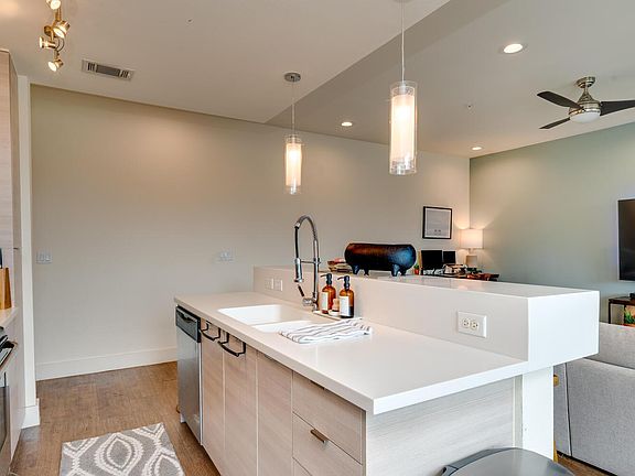 2nd image of 604 N Bluff Dr Unit 125