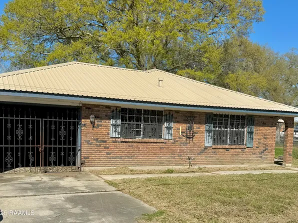 420 Maraist St, Saint Martinville, LA 70582