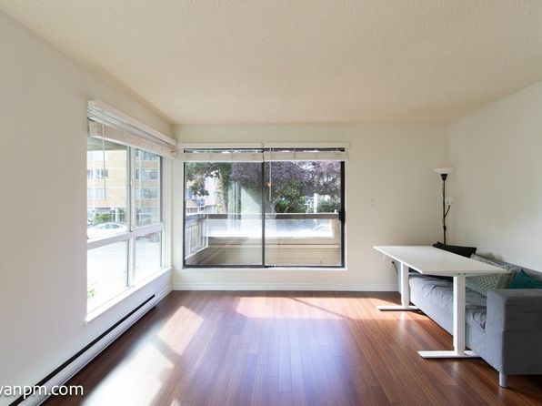 2 bedroom rental in West Vancouver — photo 2