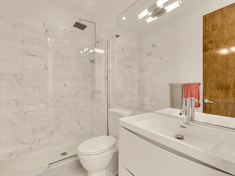 1207 Girard St NW #2 — Photo 23