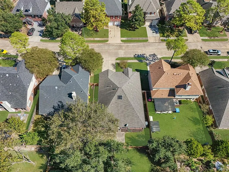 16414 Dawncrest Way — Photo 34