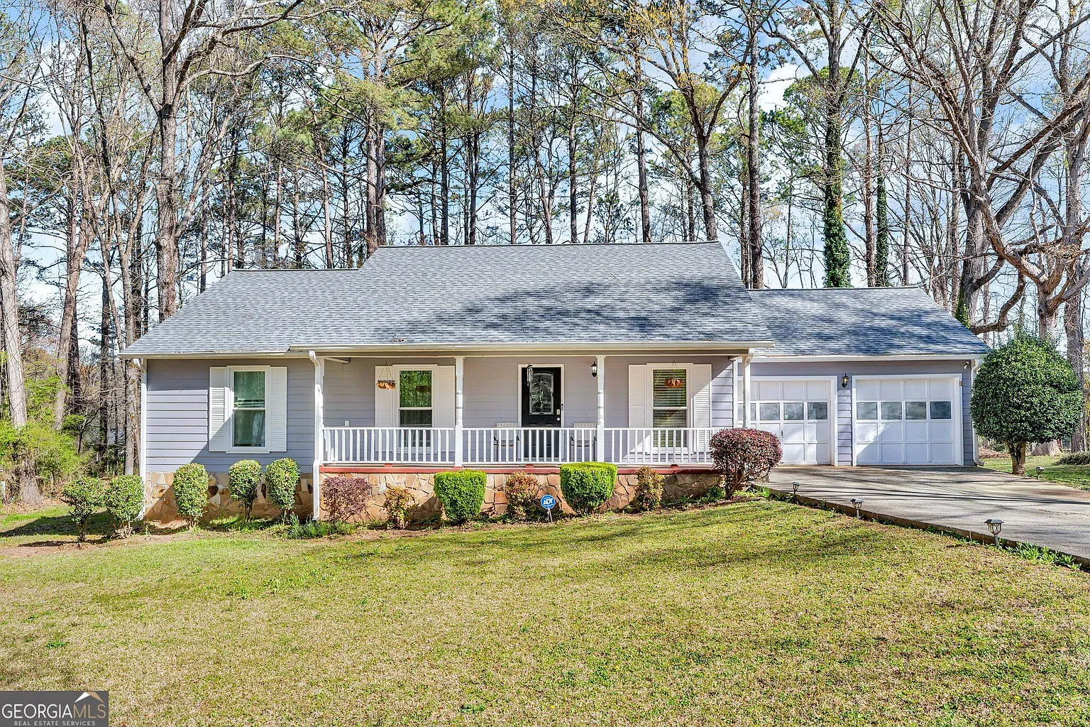 8698 Twin Oaks Dr photo 1