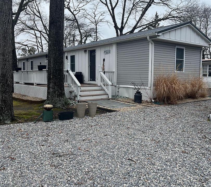 1st image of 25902 Persimmon St