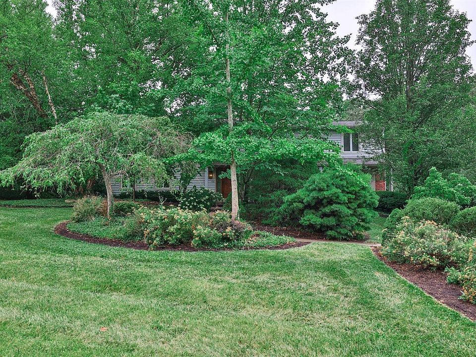 1st image of 435 Chisholm Trl