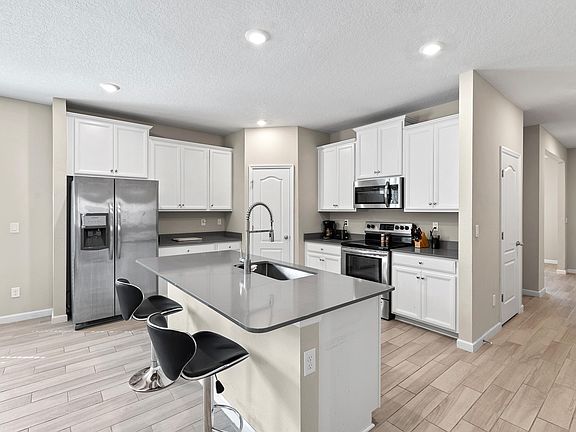 5th image of 7081 Longleaf Branch Dr
